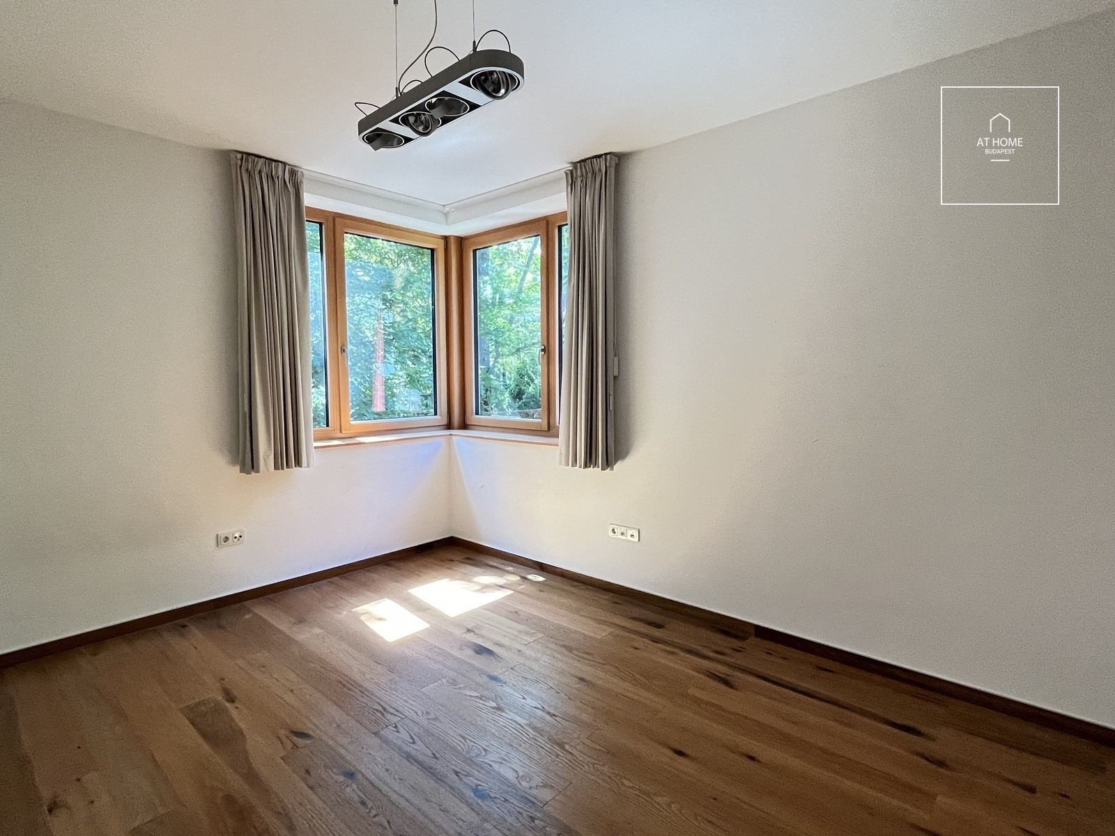 Sunny detached house for rent Budapest XII. district, Istenhegy