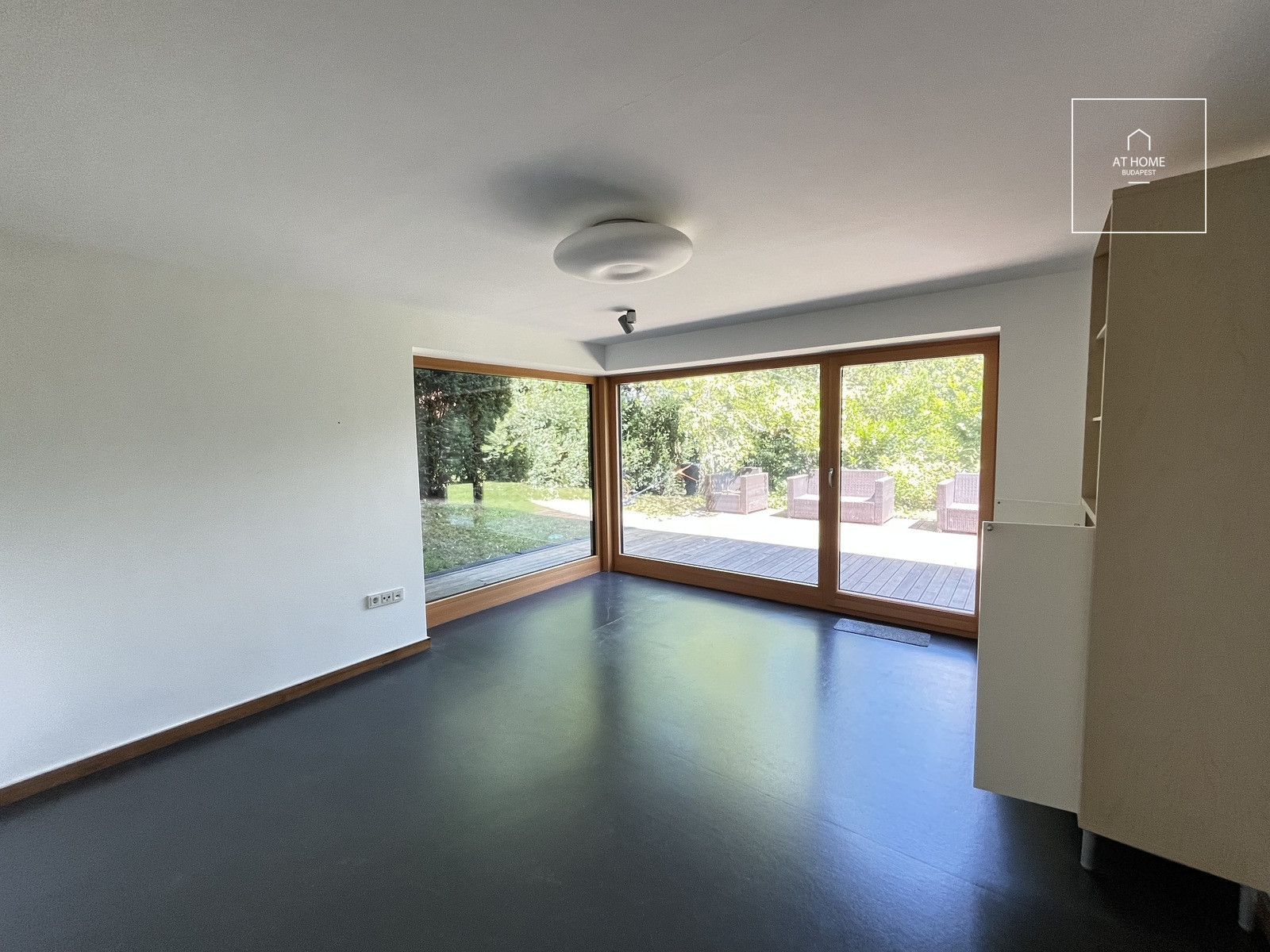 Sunny detached house for rent Budapest XII. district, Istenhegy