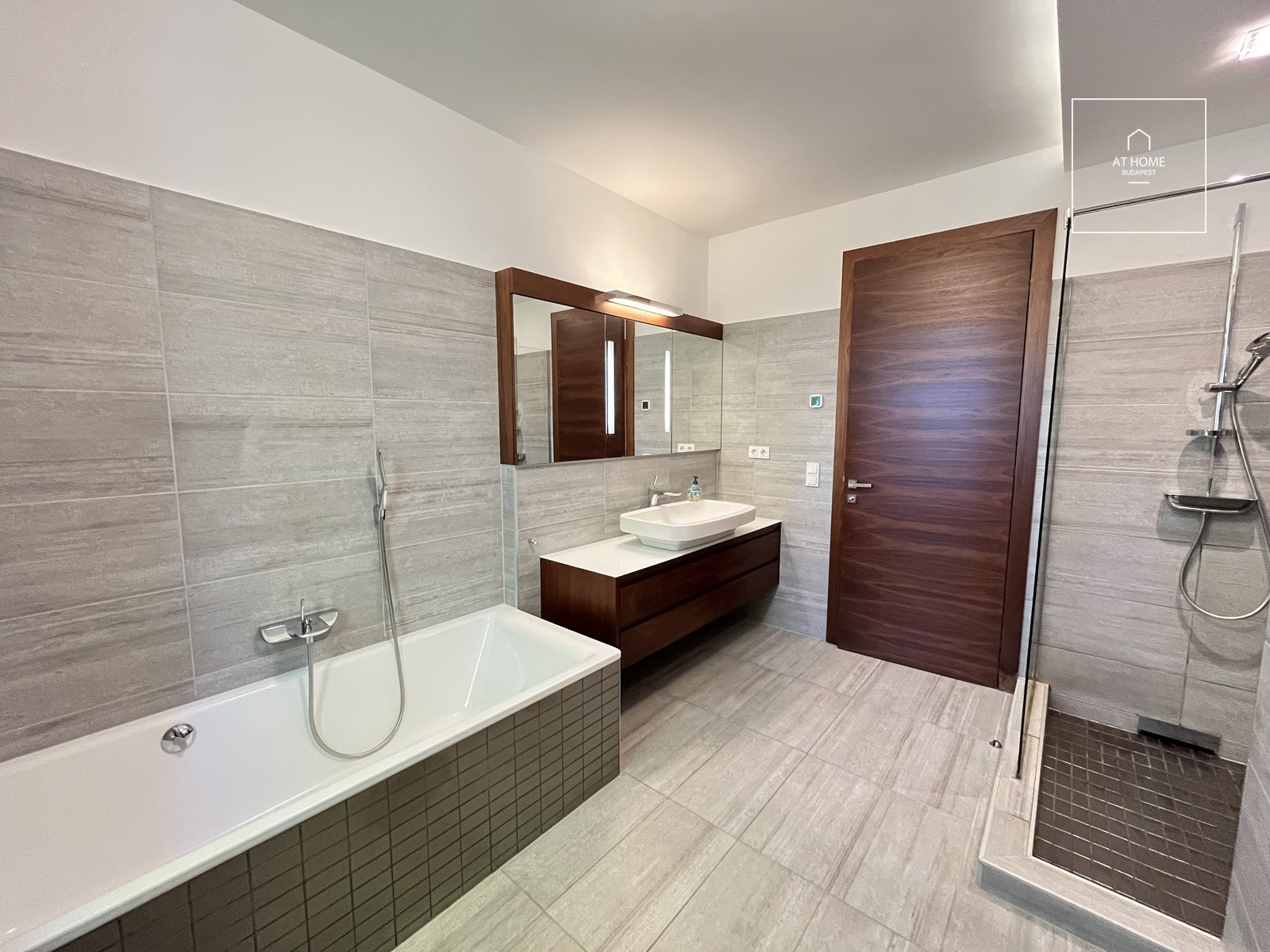 Sunny detached house for rent Budapest XII. district, Istenhegy