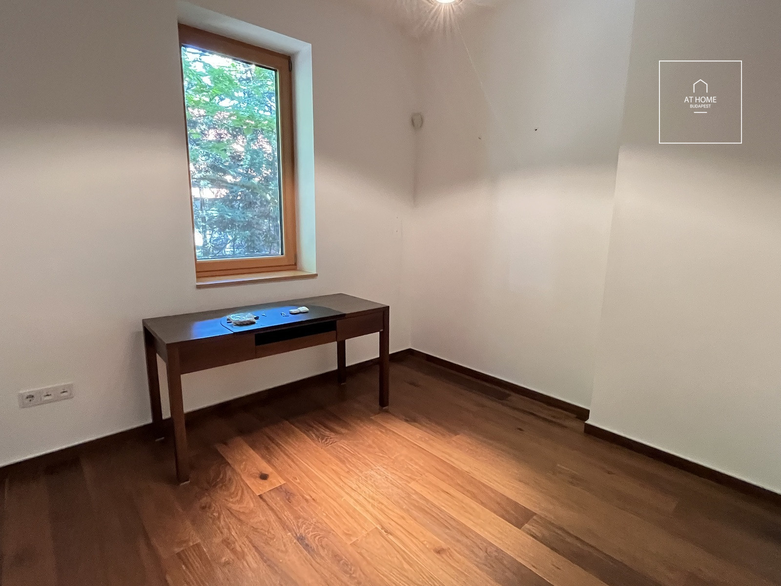 Sunny detached house for rent Budapest XII. district, Istenhegy