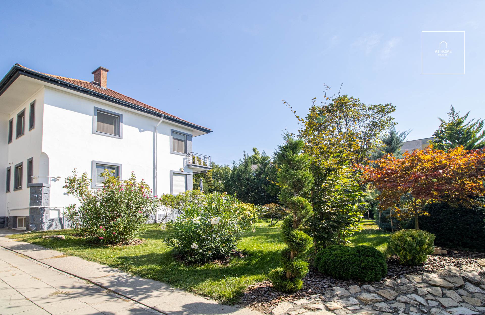 Prémium kétszintes 6 hálószobás teraszos villaépület a II. kerületben, Rózsadombon