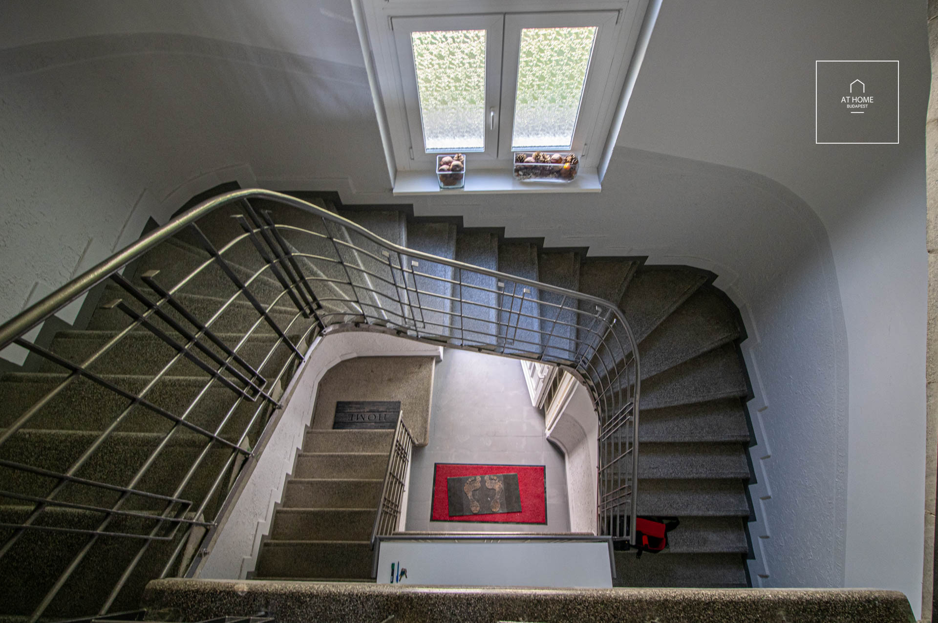 Premium two-storey, 6-bedroom villa with terrace in Budapest’s 2nd district, Rózsadomb