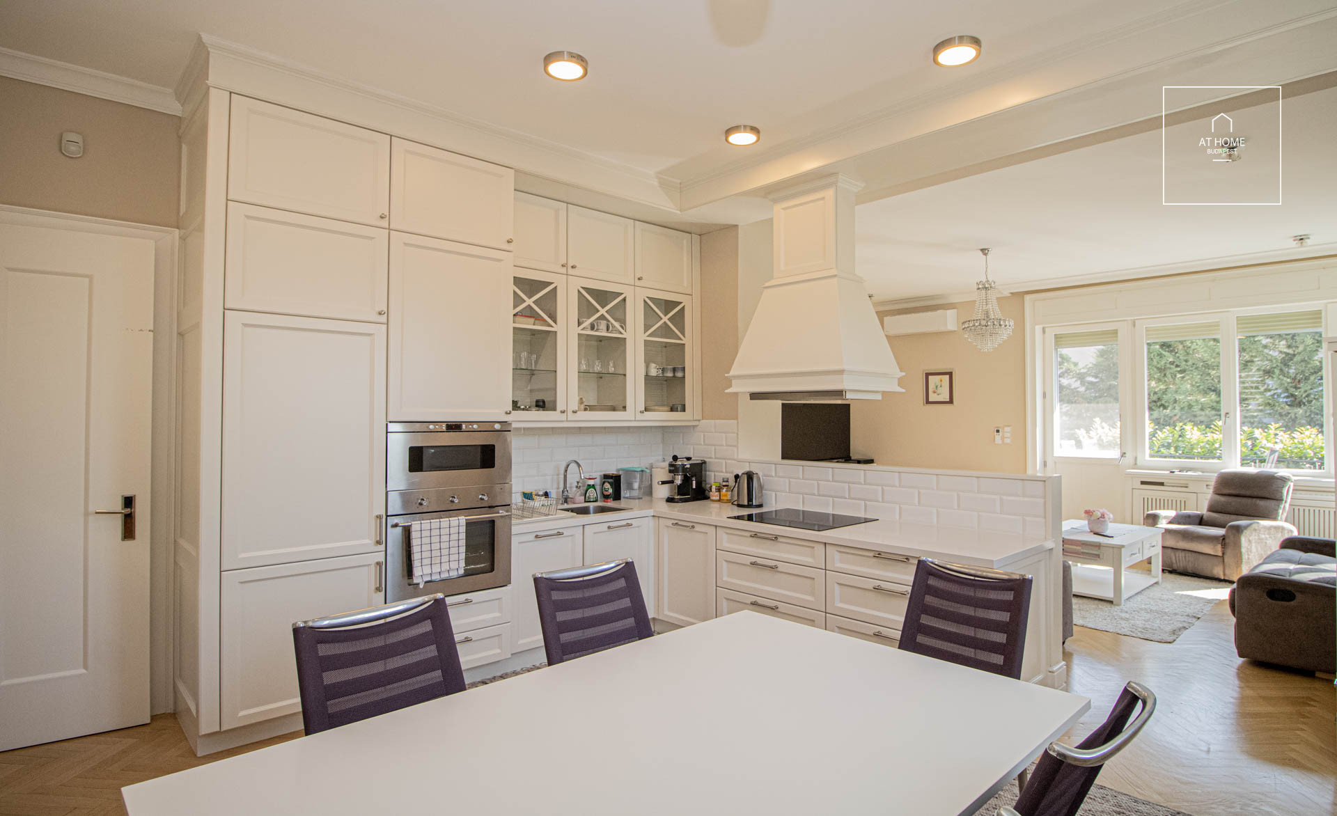 Premium two-storey, 6-bedroom villa with terrace in Budapest’s 2nd district, Rózsadomb