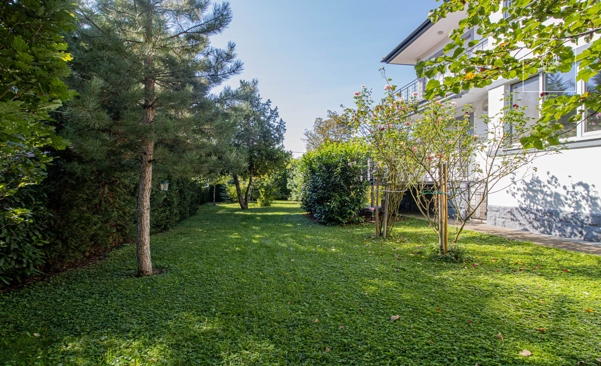 Premium two-storey, 6-bedroom villa with terrace in Budapest’s 2nd district, Rózsadomb
