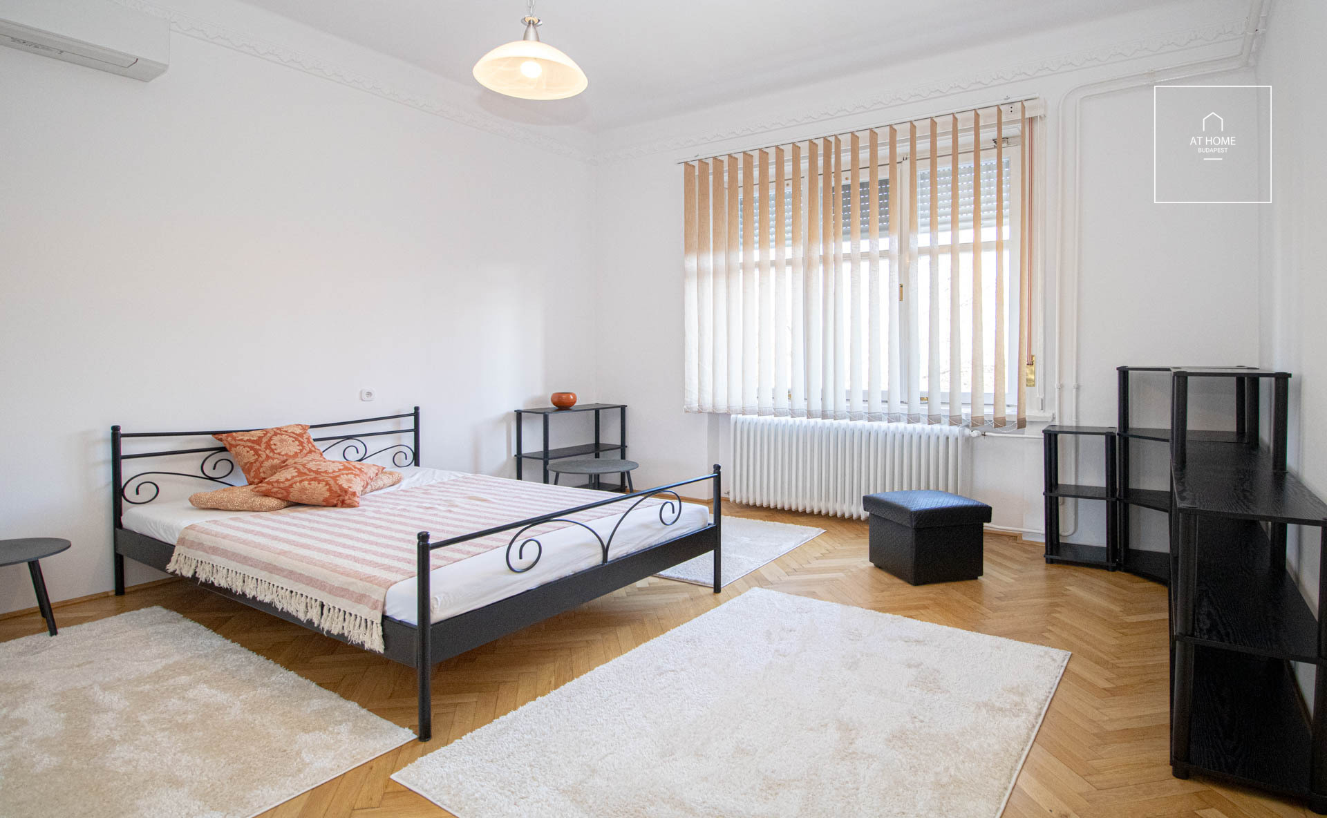 Premium two-storey, 6-bedroom villa with terrace in Budapest’s 2nd district, Rózsadomb