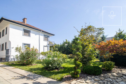 Prémium kétszintes 6 hálószobás teraszos villaépület a II. kerületben, Rózsadombon