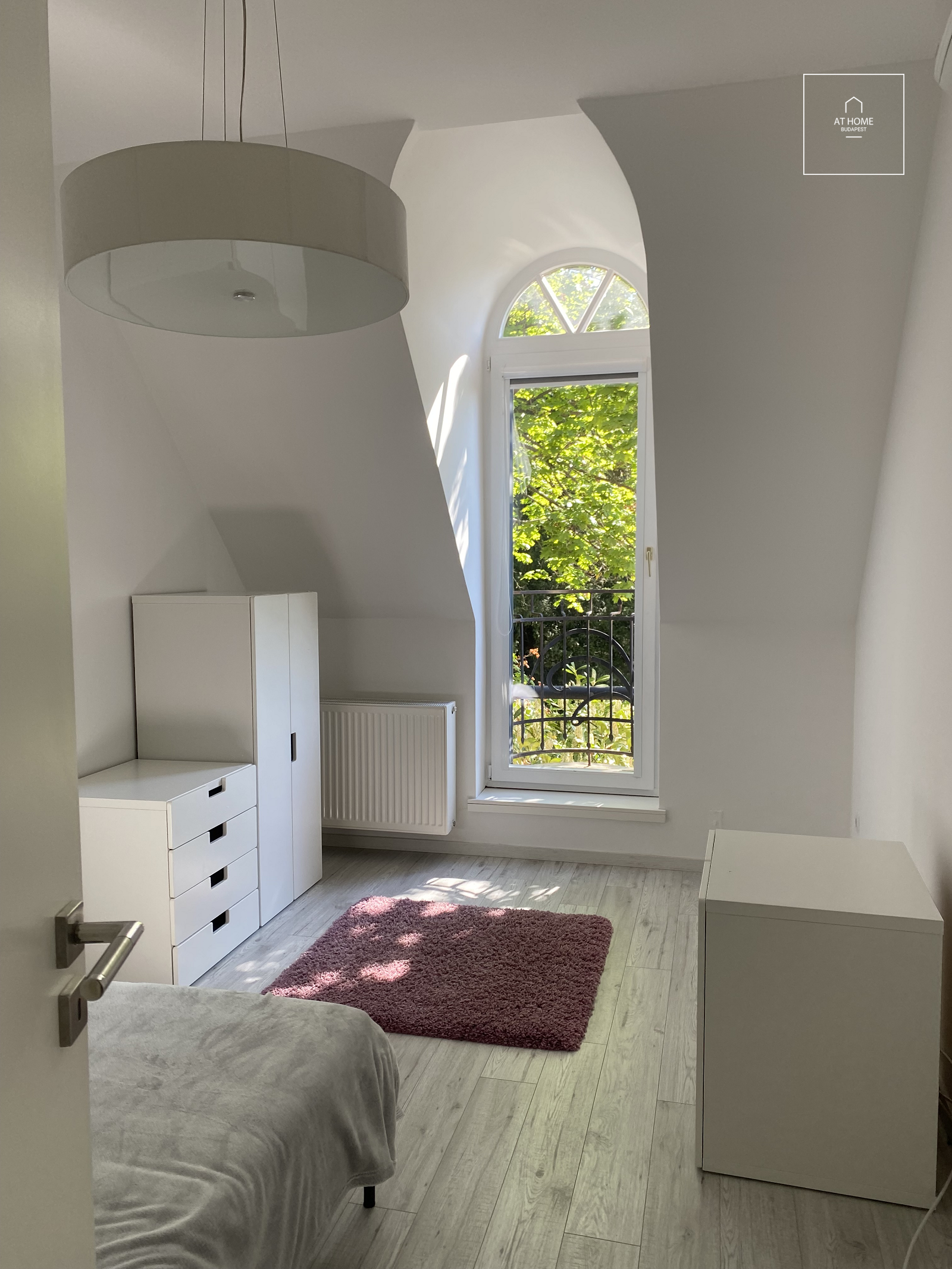 Exclusive 177 sqm apartment for rent in Törökvész, District II