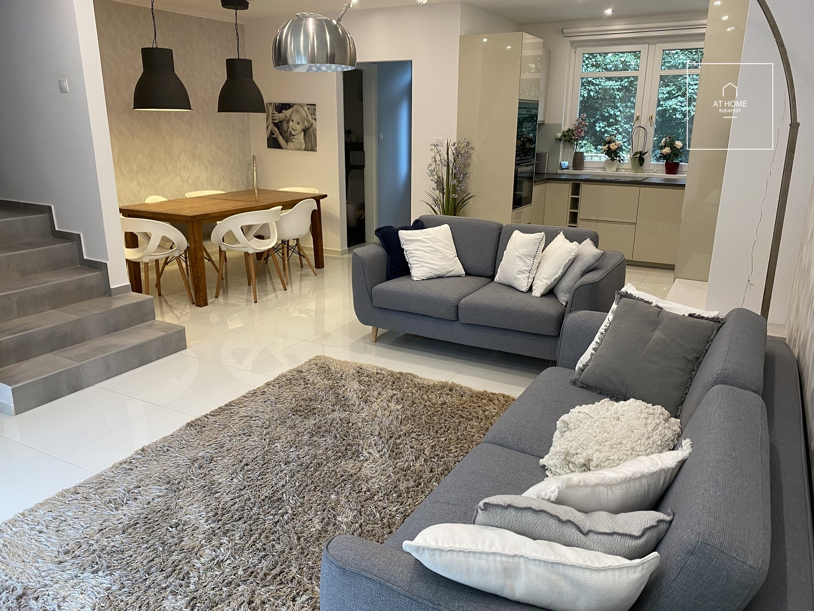 Exclusive 177 sqm apartment for rent in Törökvész, District II