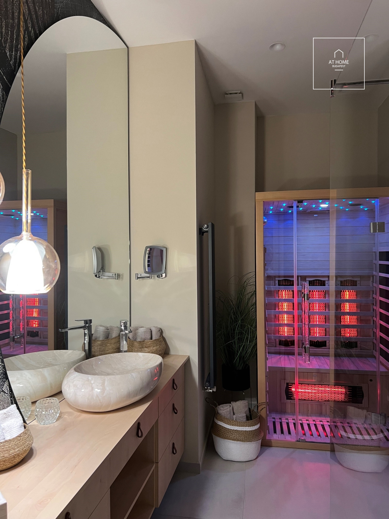 Three-bedroom premium apartment for rent in Budapest, District V, Lipótváros