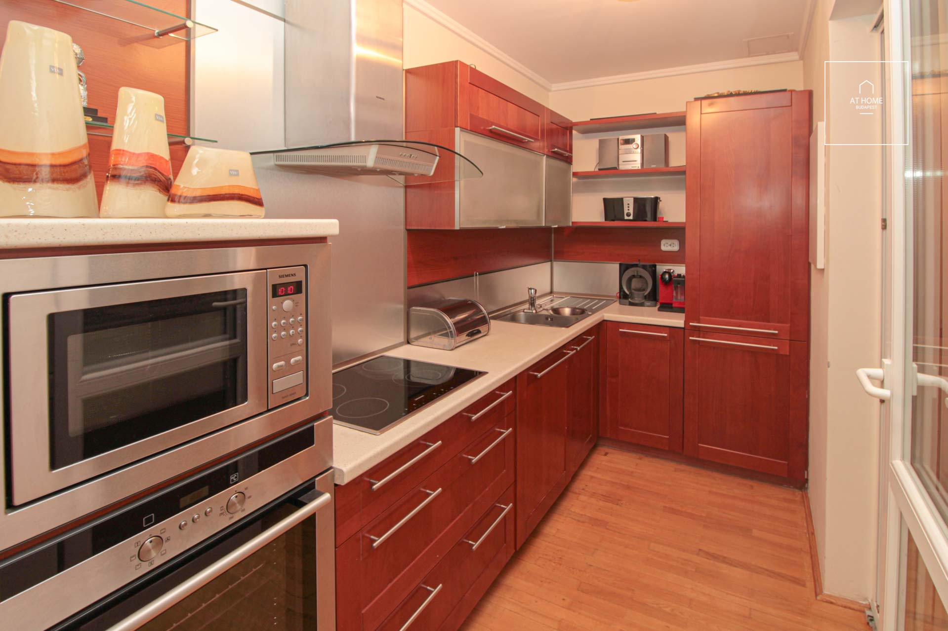 Two-bedroom apartment for rent Budapest II. Rózsadomb district