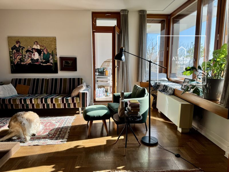 120 sqm apartment in a residential park with terrace and parking in District II