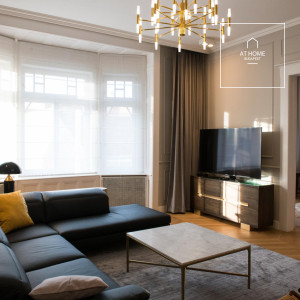 160 sqm luxury apartment with 3 bedrooms in Budapest’s Palace District