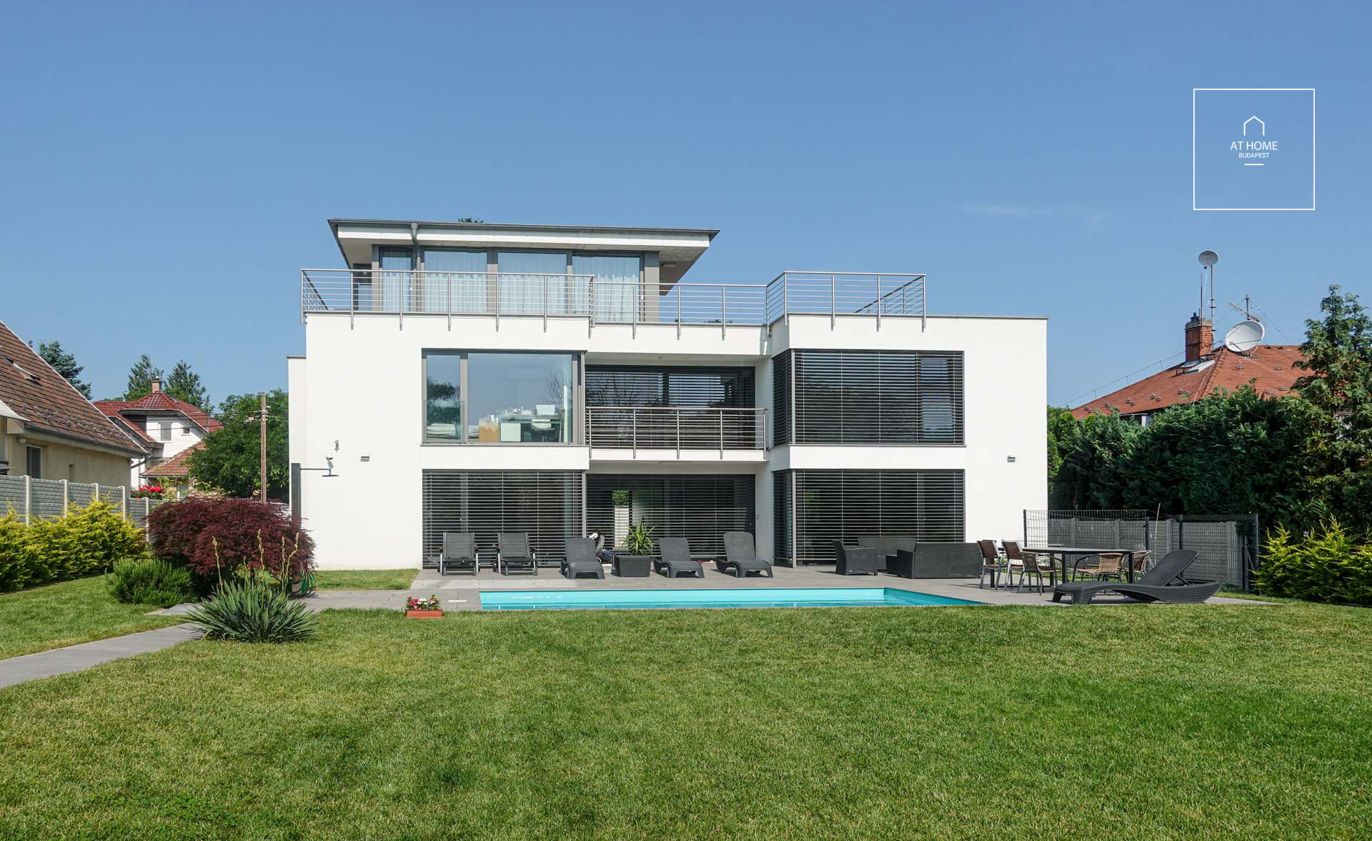 Exclusive detached house for rent Budapest II/A district