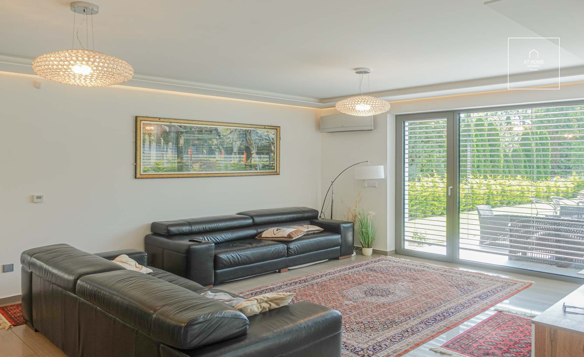 Exclusive detached house for rent Budapest II/A district