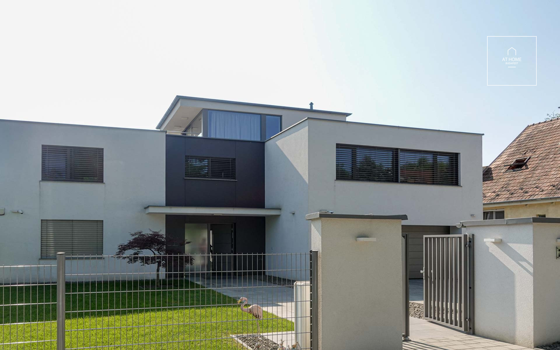 Exclusive detached house for rent Budapest II/A district