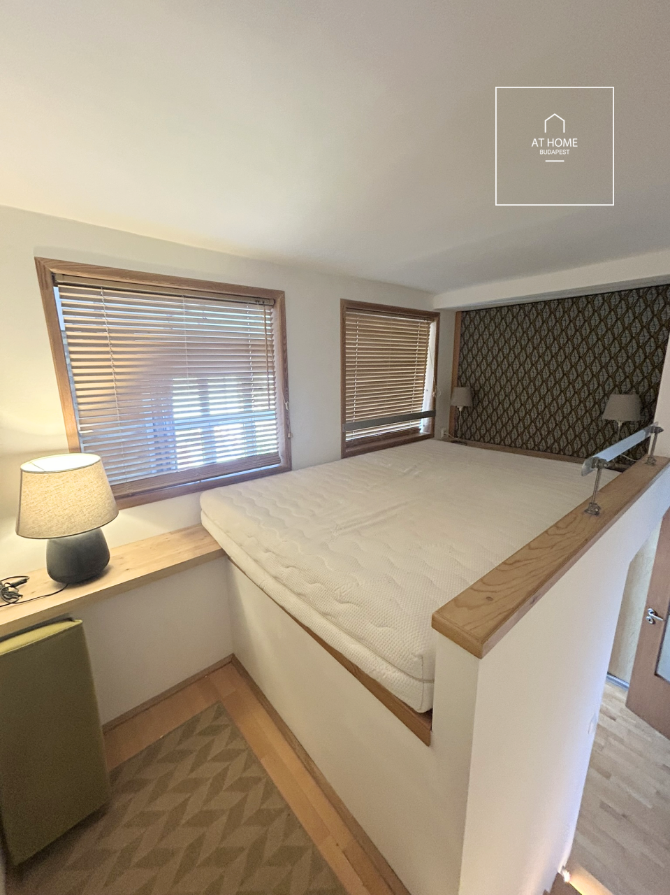 Sunny 63 m² apartment in the city center of Budapest’s District VI