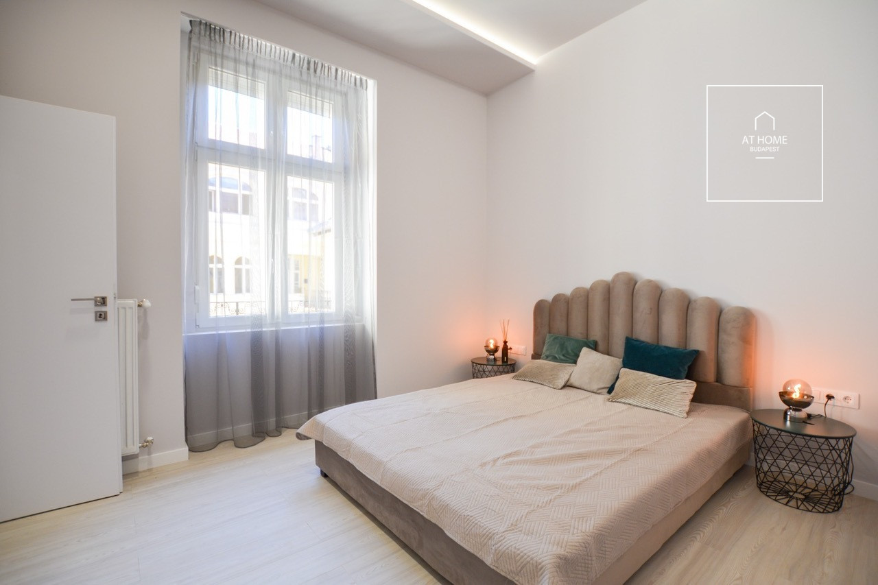 Premium three-bedroom apartment for rent in the 6th district of Budapest, Terézváros
