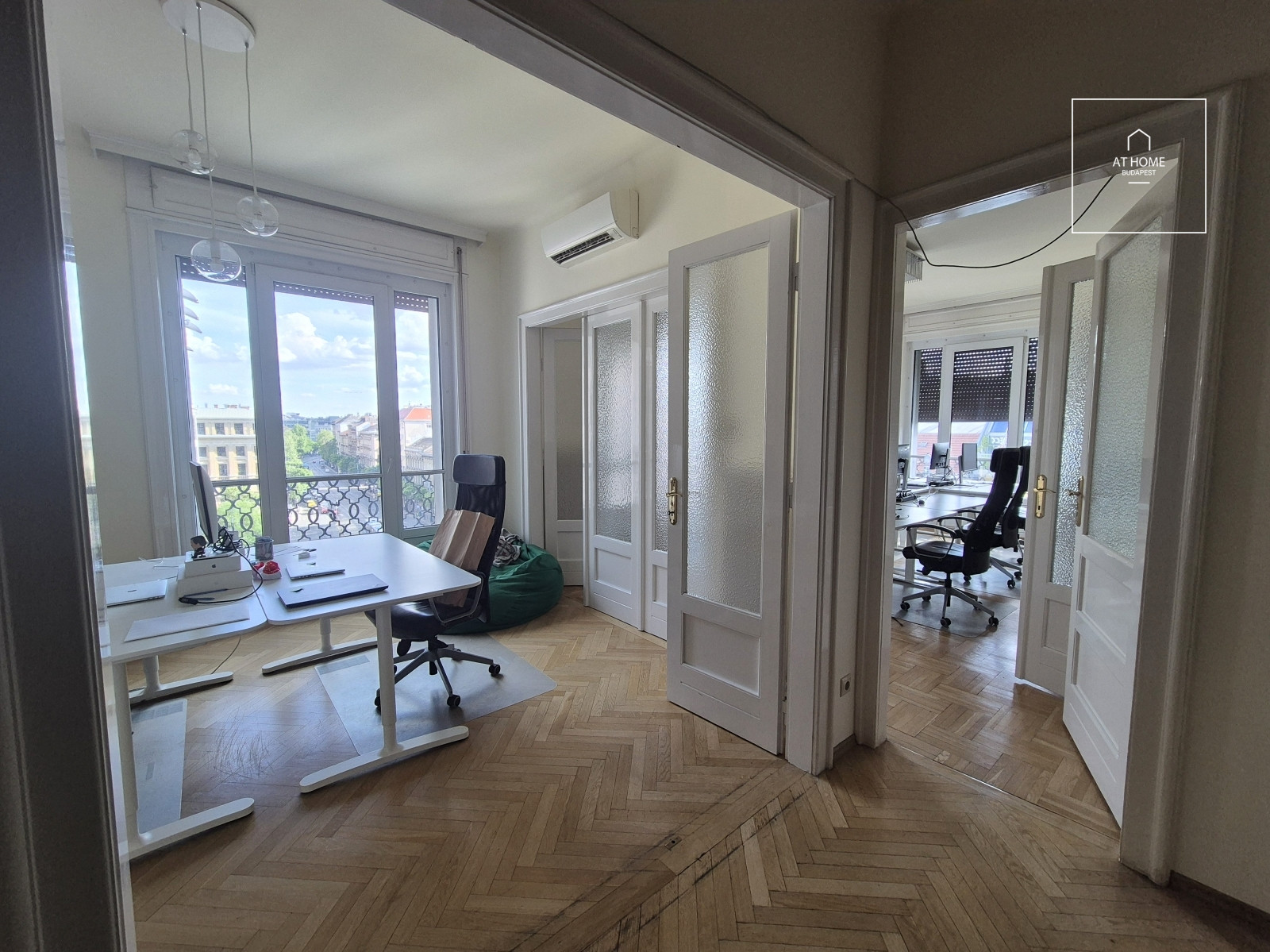 143 sqm panoramic downtown apartment in Budapest’s District VII