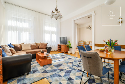 Bright living room + bedroom apartment for rent, Budapest, V. kerület, Belváros
