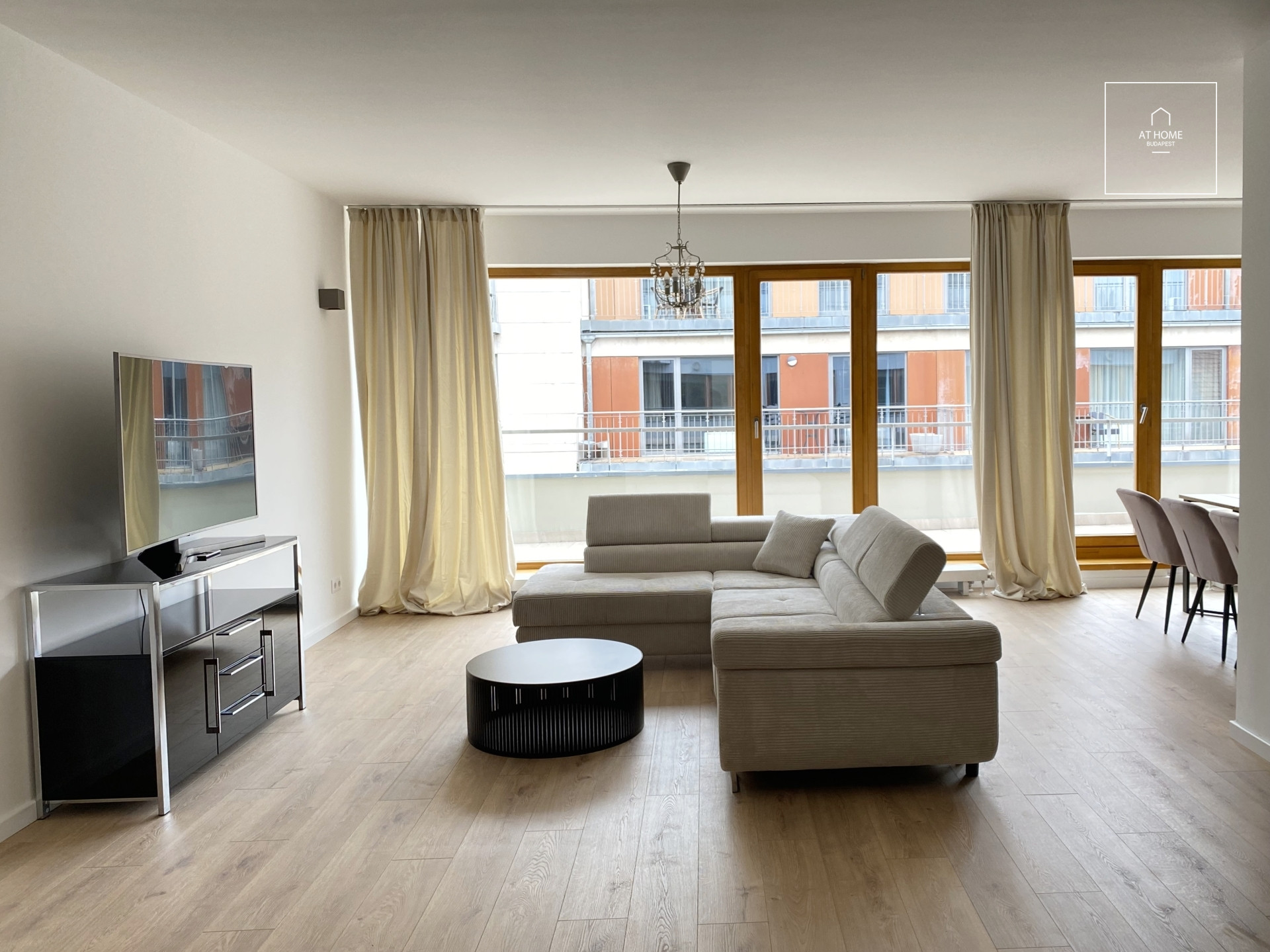 Napfényes lakás Budapest VI. kerület, Terézváros