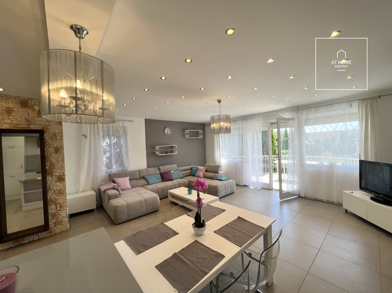 Premium apartment with garden connection for rent Budapest II. district, Pálvölgy