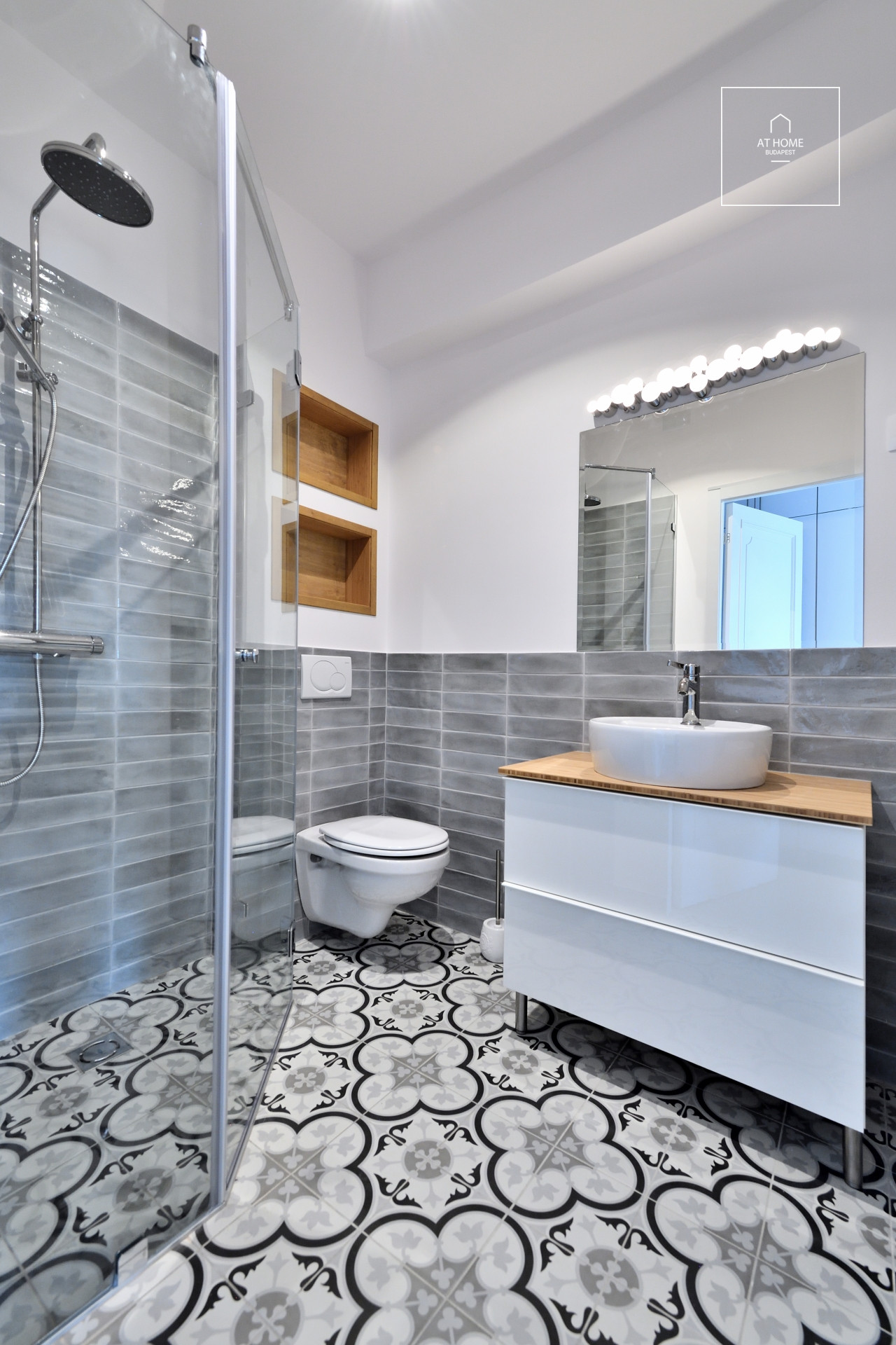 Panoramic apartment with garden connection for rent Budapest II. district Törökvész
