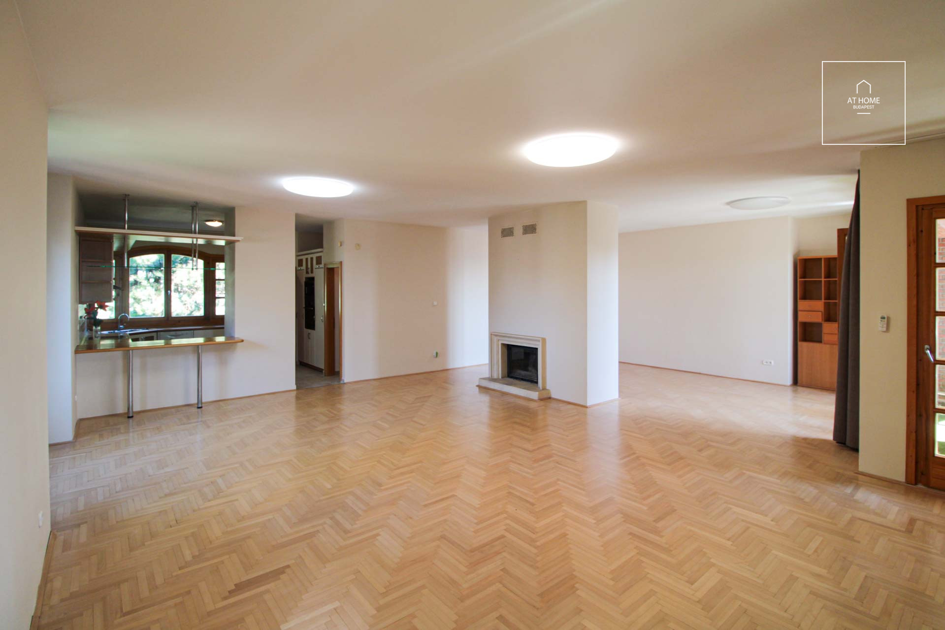 Napfényes lakás kiadó Budapest XII. kerület, Orbánhegy