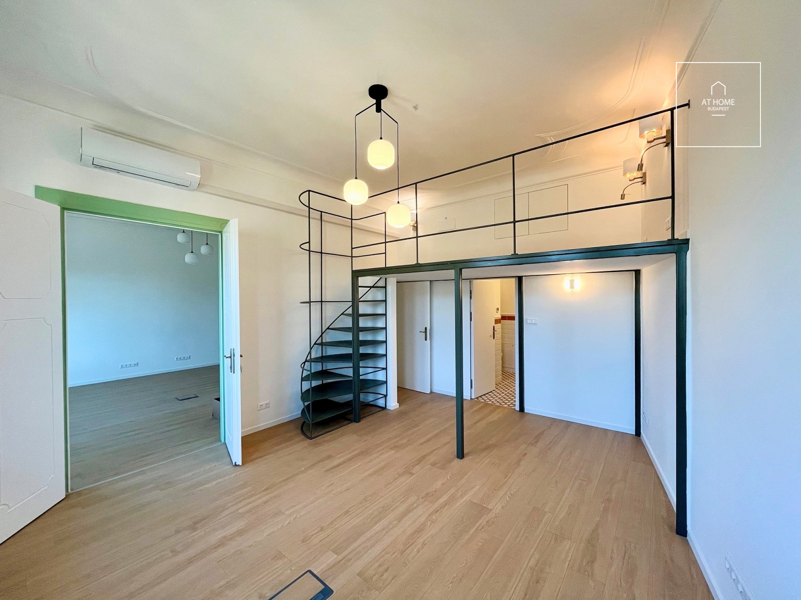 Renovated 73 sqm apartment in Downtown Budapest
