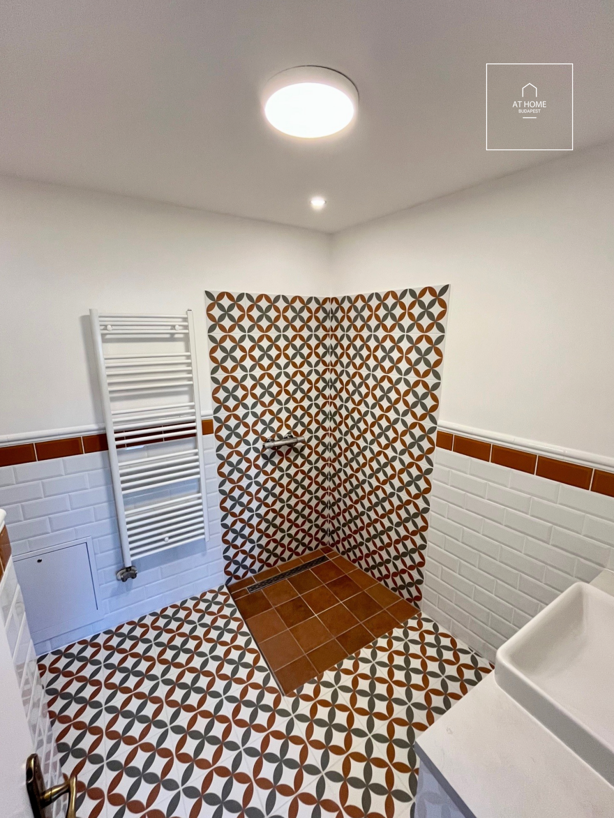 Renovated 73 sqm apartment in Downtown Budapest