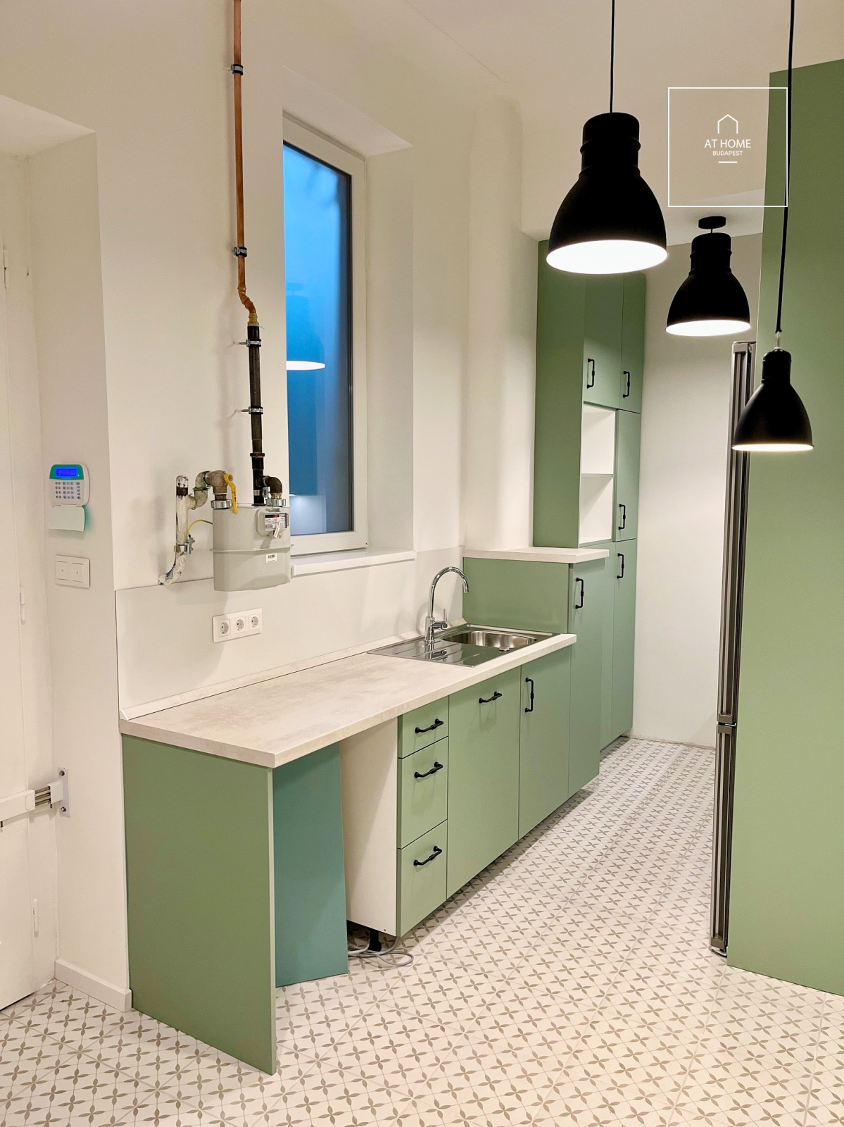 Renovated 73 sqm apartment in Downtown Budapest