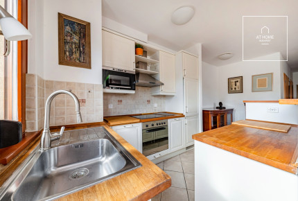 Renovated 80 sqm two-bedroom apartment in the 13th district of Budapest, Újlipótváros