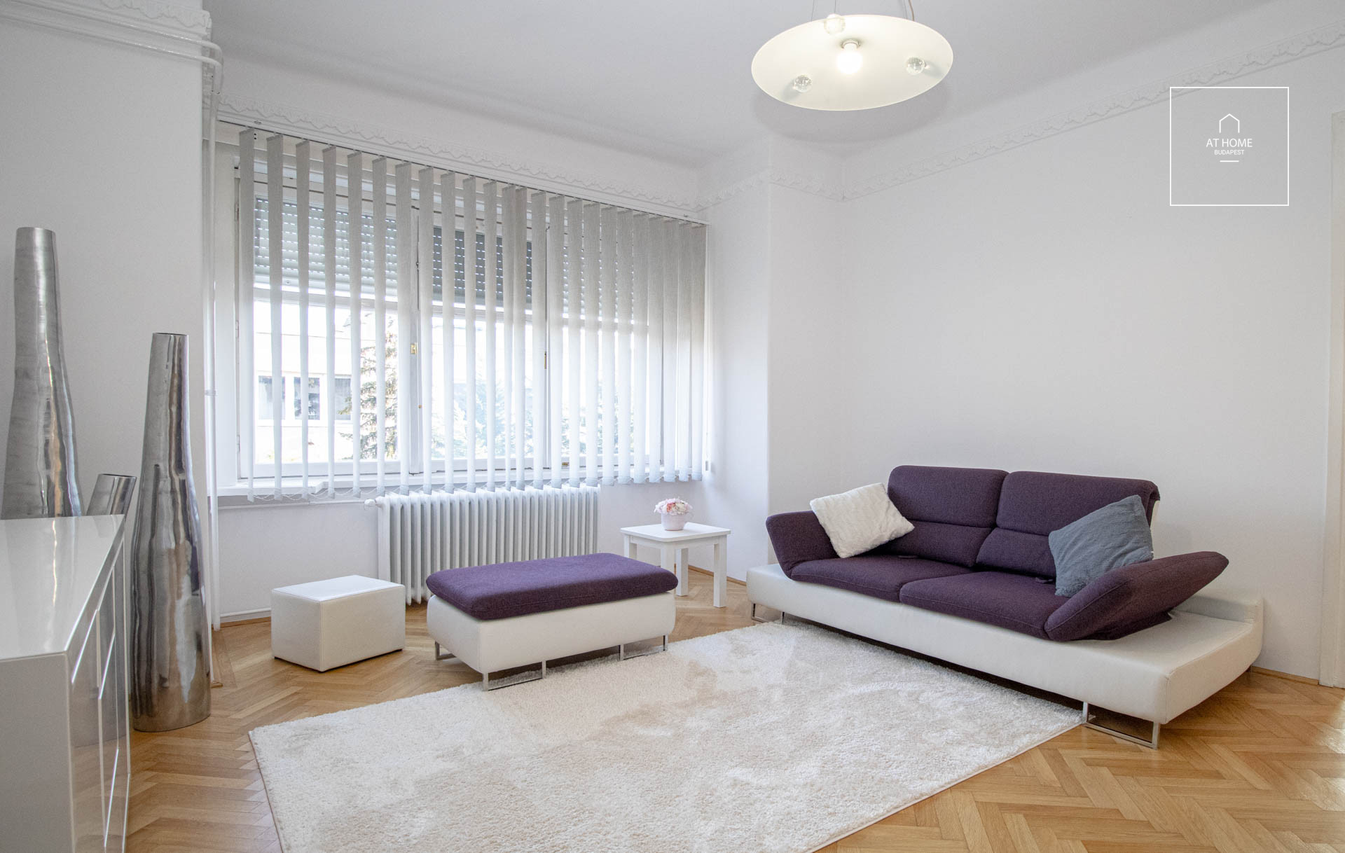 Renovated 3-bedroom apartment with terrace Budapest 2nd district Rózsadomb
