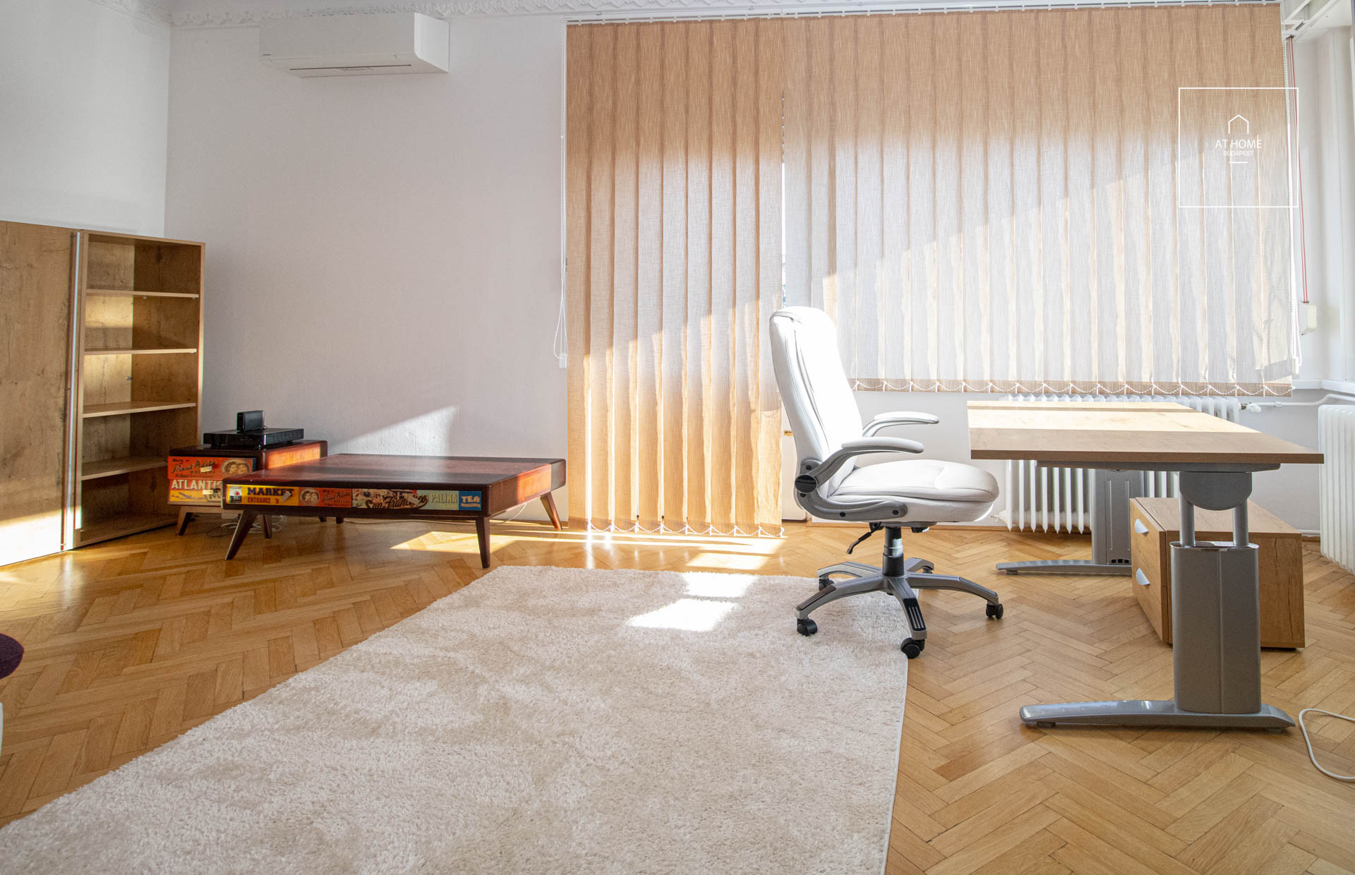 Renovated 3-bedroom apartment with terrace Budapest 2nd district Rózsadomb