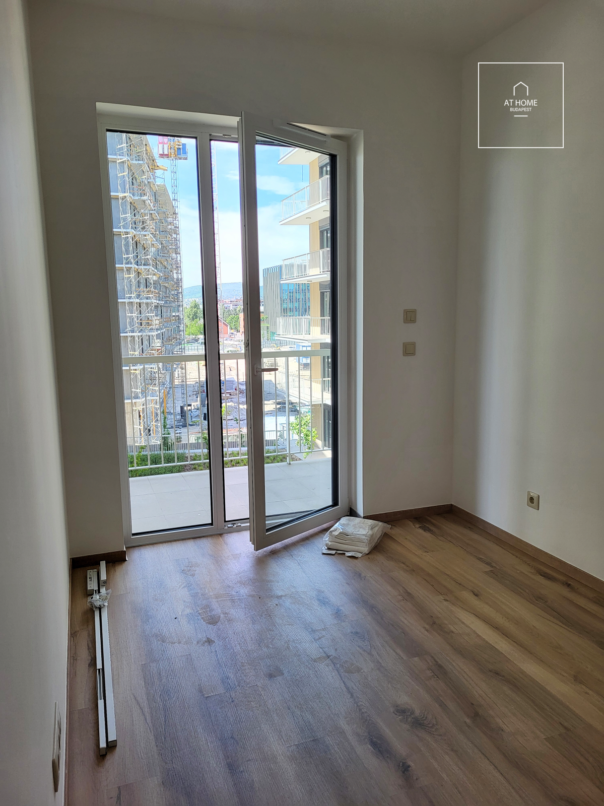 Newly built 46 sqm panoramic smart home apartment at Budapart