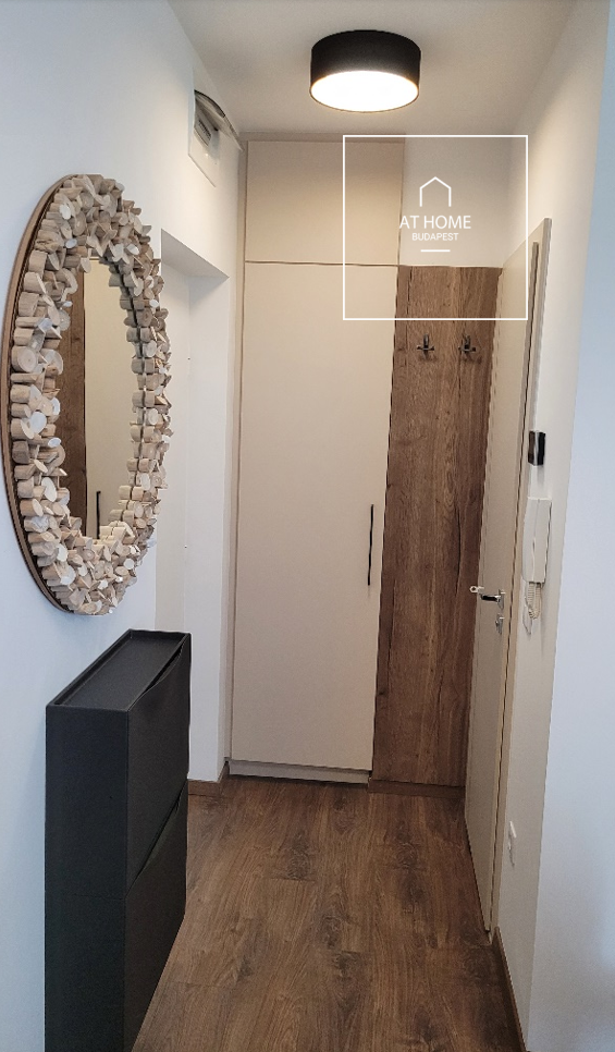 Newly built 41 m² apartment with a terrace in a residential complex in Budapest’s District XI