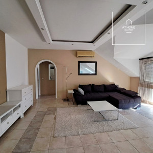 Panorámás, 120 nm-es kisállatbarát lakás 3 hálószobával a XI. kerületben