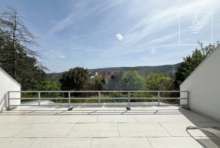 PANORÁMÁS, KÉTSZINTES LAKÁS AZ APÁTHY-SZIKLA MELLETT – II. KERÜLET