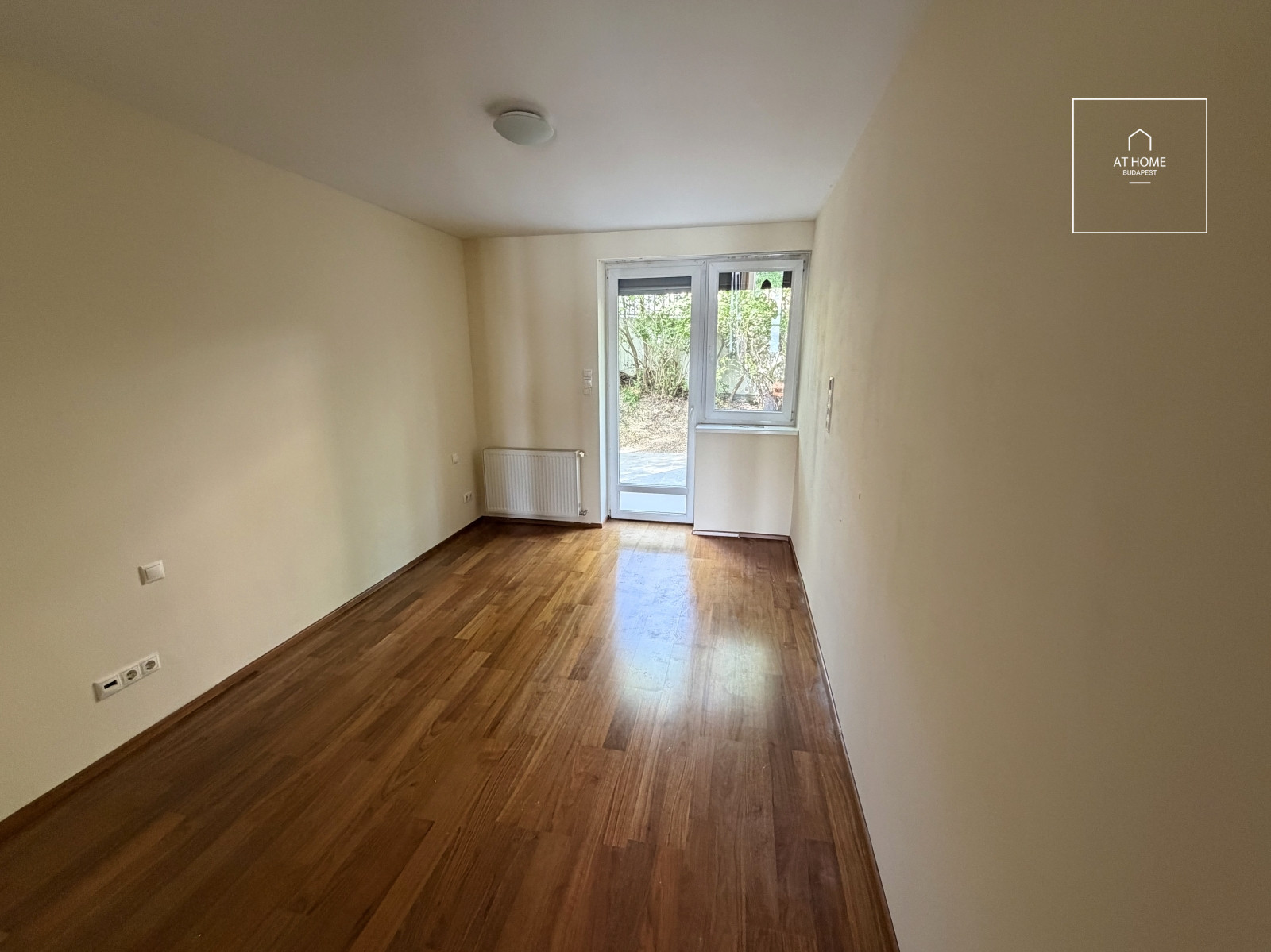 Renovated 81 sqm panoramic apartment with 2 bedrooms on Gellért Hill