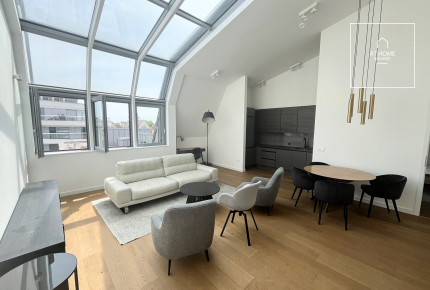 ELADÓ EXKLUZÍV DESIGN PENTHOUSE A DIPLOMATANEGYED SZÍVÉBEN VI. TERÉZVÁROS