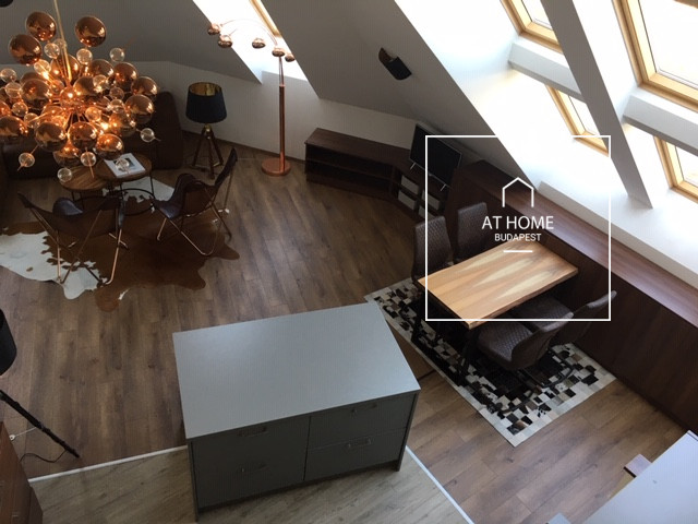 Two-bedroom penthouse apartment Budapest V. district Downtown