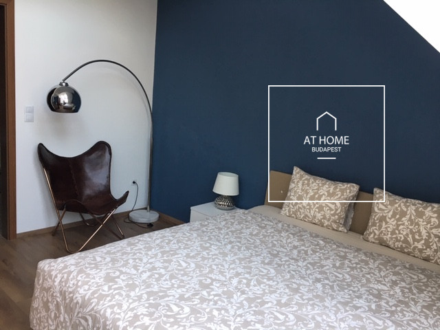 Two-bedroom penthouse apartment Budapest V. district Downtown