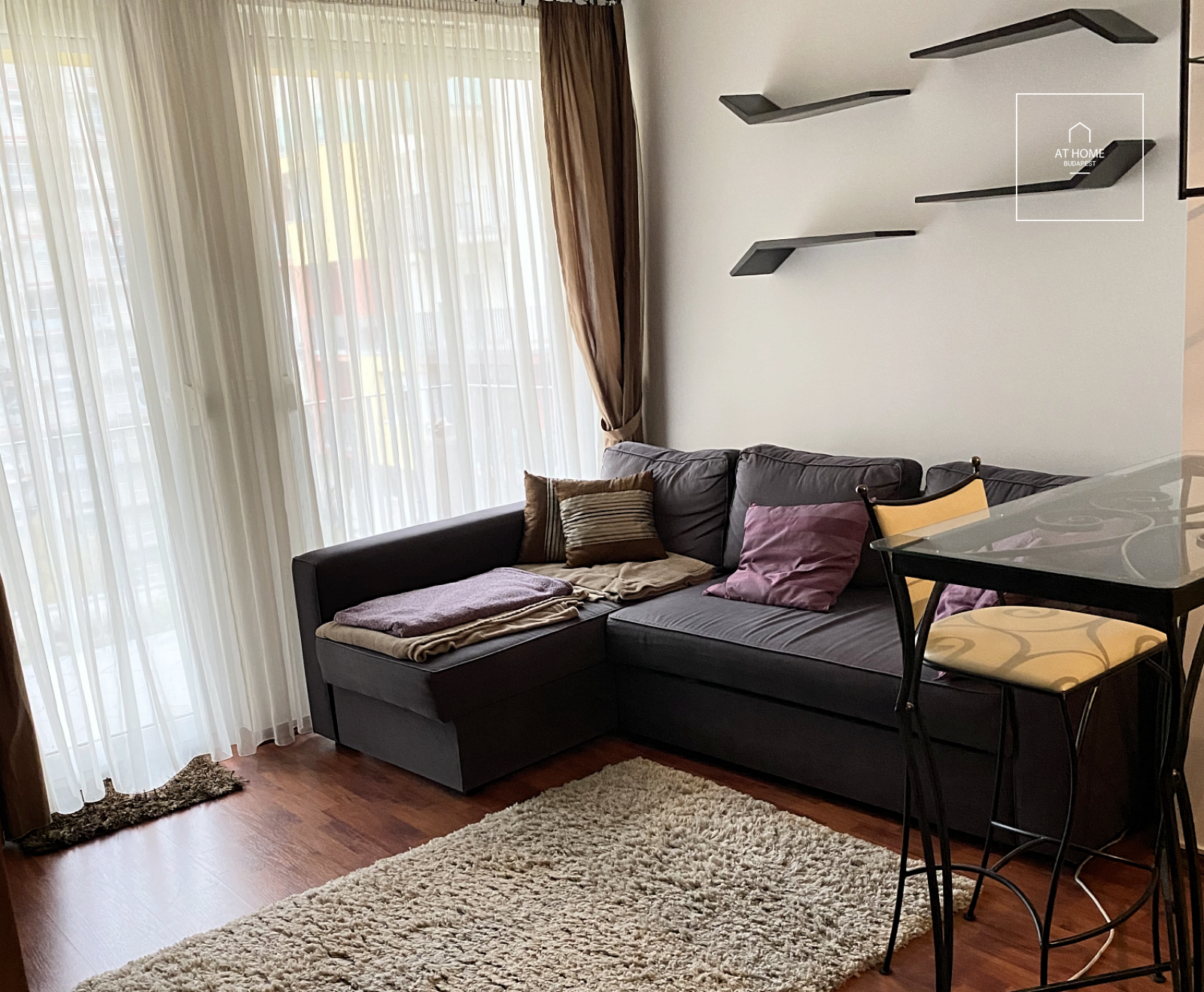 1-Bedroom Apartment with Terrace for Rent in Budapest\'s 13th District