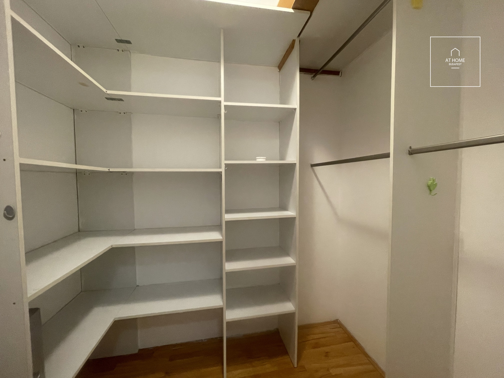 Penthouse 117 sqm duplex apartment for sale in Budapest V. district, Lipótváros