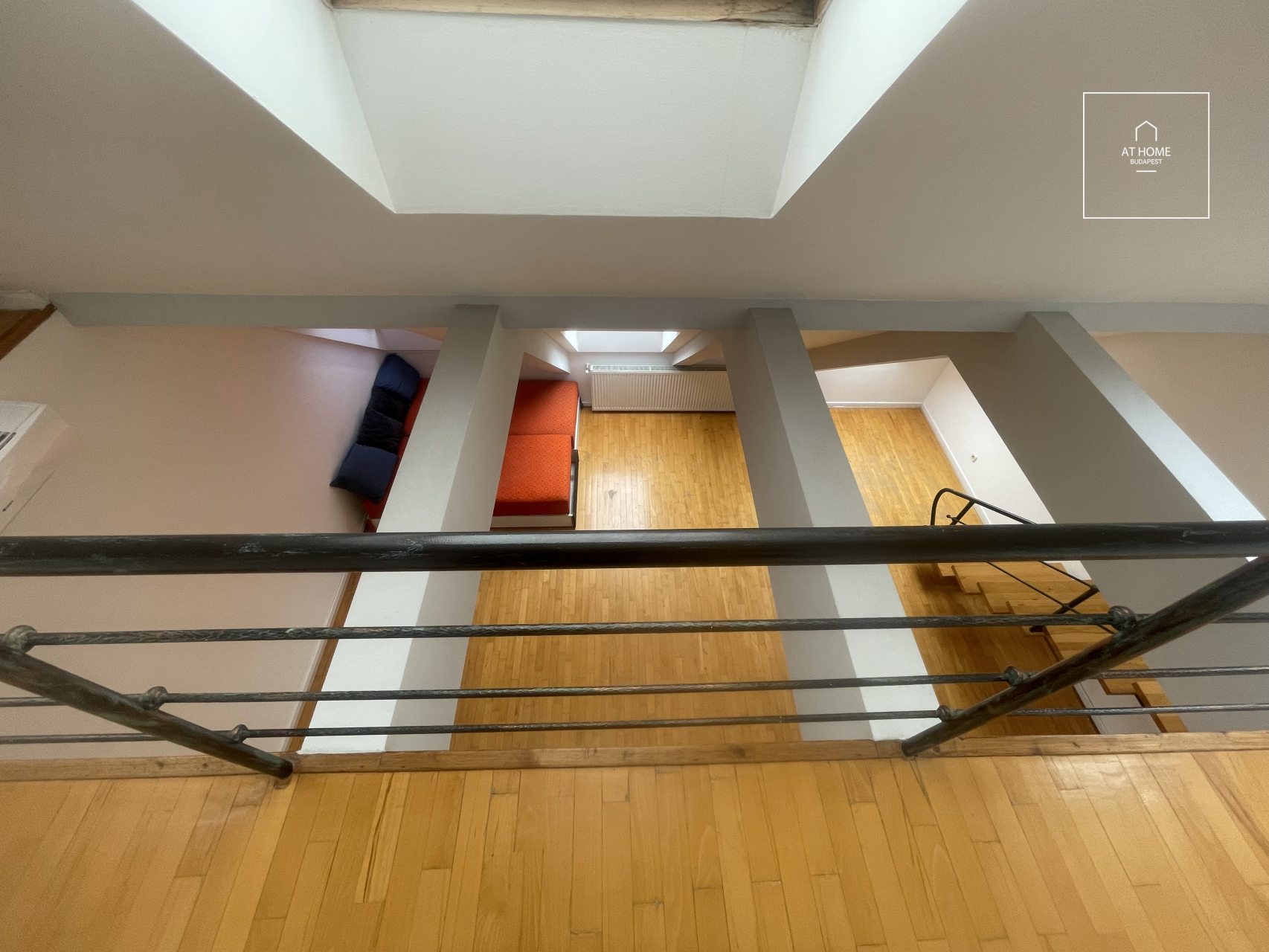 Tetőtéri 117 nm-es duplex lakás eladó Budapest V. kerület, Lipótváros