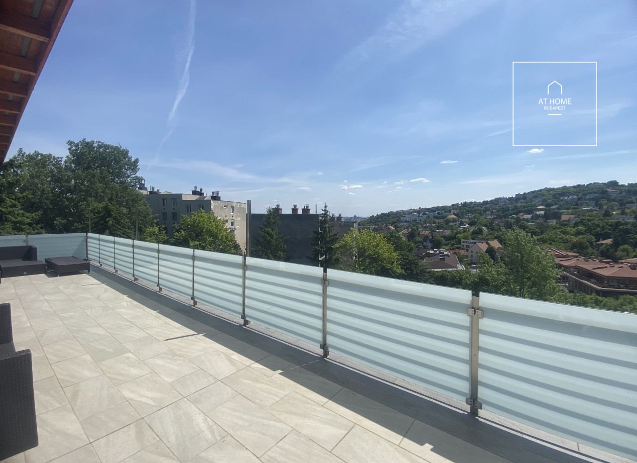 Exkluzív penthouse kiadó Budapest III. kerületében, Újlakon