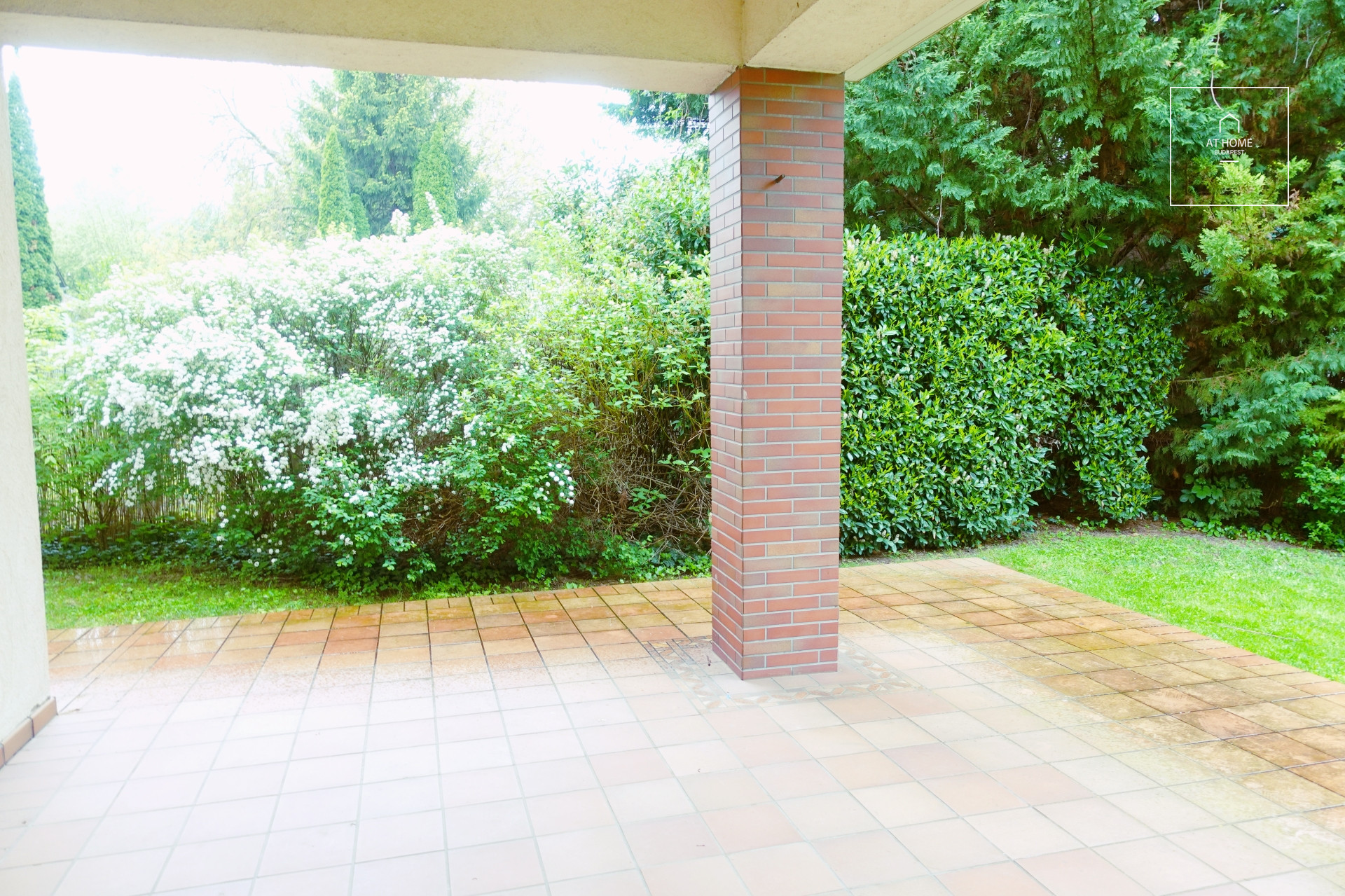 Elegant detached house for rent  II/A. district, Széphalom