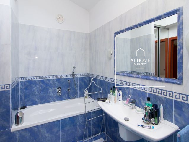 Elegant detached house for rent  II/A. district, Széphalom