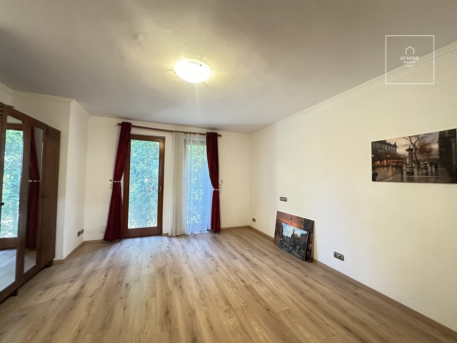Elegant detached house for rent  II/A. district, Széphalom