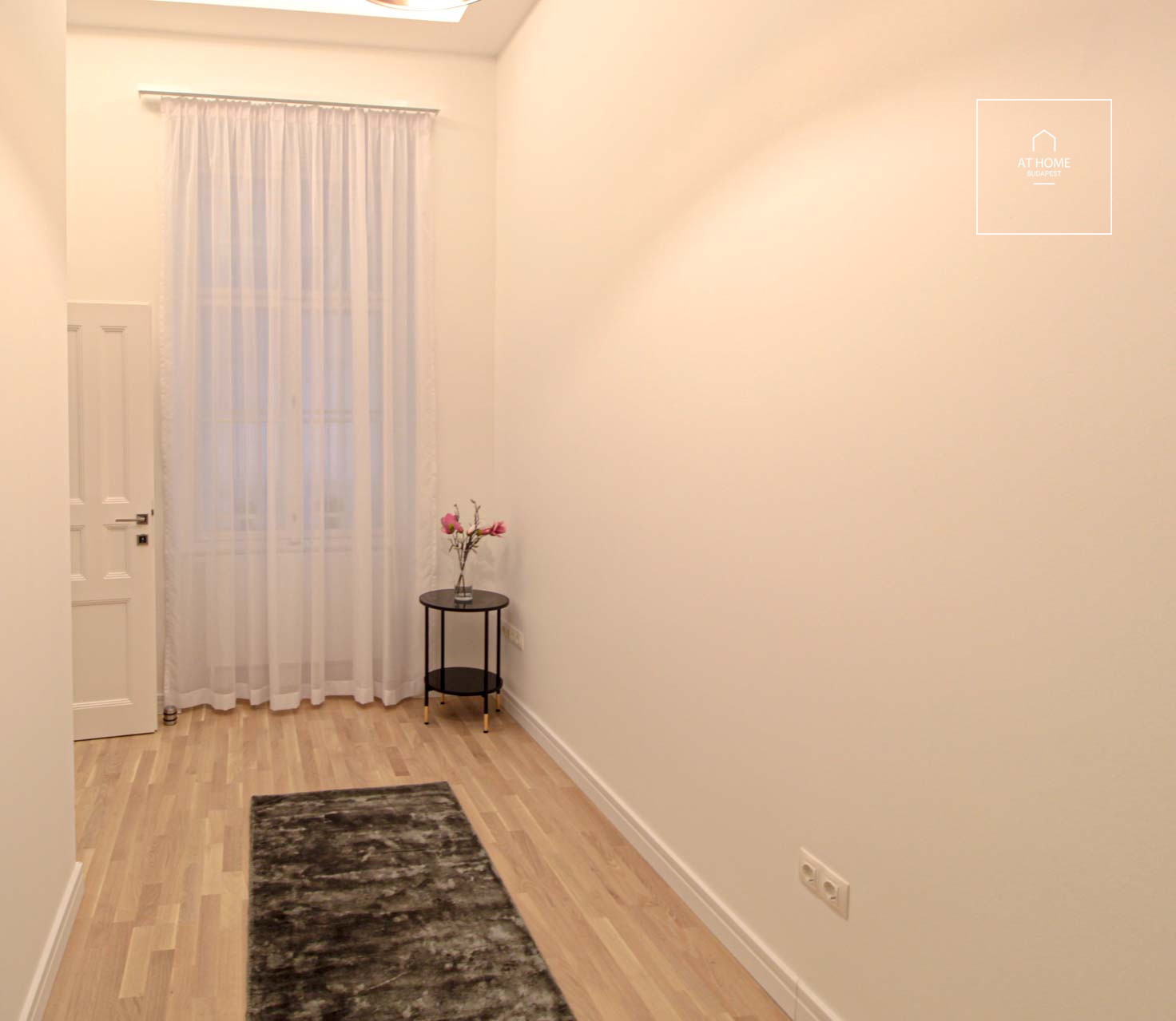 Newly refurbished apartment for rent in Lipótváros, Budapest V. district