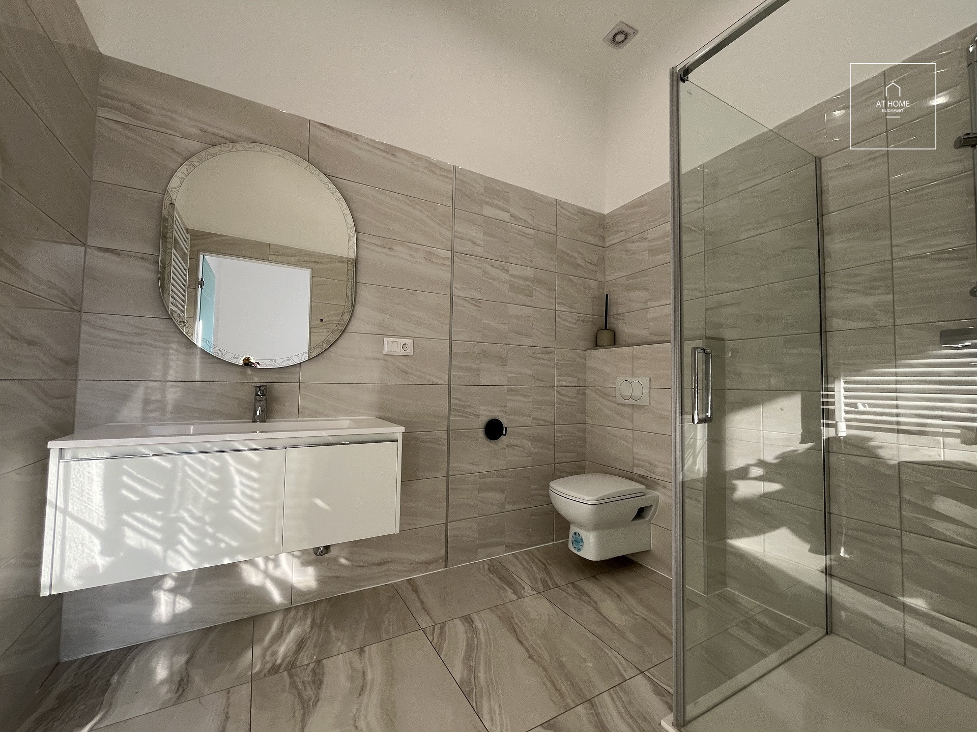 Fully renovated 114 sqm two-bedroom apartment in District I, Castle Quarter